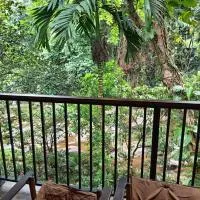 Old Bridge Riverside Hotel, מלון בקיטולגאלה