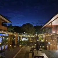 Viesnīca Palm Tree Apartments & backpackers pilsētā Paihia