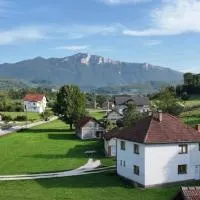Tarcin Village Retreat, hotel en Tarčin