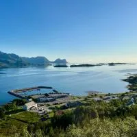 Yttersia Base, hotel en Senja