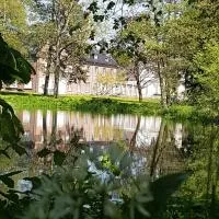 Maison Des Augustines, Hotel in Saint-Amand-les-Eaux