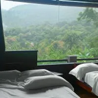 Suvrana Mountain View Stay, hotel a Cherambane