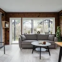 Bergsgården Lodge Järvsö - Ski In Ski Out med bastu invid Järvsöbacken - OBS!!! BYTESDAGAR ÄR ENDAST TORS O SÖND OBS!!!, hotel em Järvsö