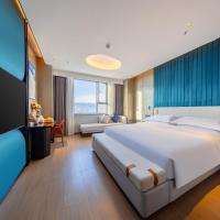 Ace Hotel Keketuohai, hotel dicht bij: Fuyun Koktokay Airport - FYN, Temeke