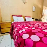 Hôtel Saint Thomas: Lomé şehrinde bir otel