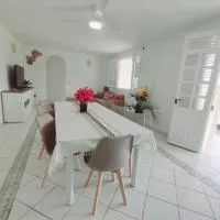 Exceptional villa KODEÏA - private spa & panoramic view, ξενοδοχείο σε Sainte-Marie