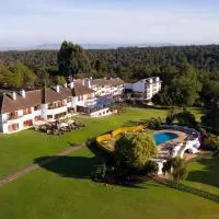 Fairmont Mount Kenya Safari Club, hotel sa Nanyuki