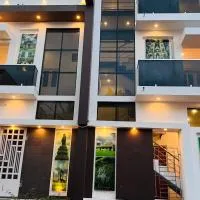 THE CHALET- Pondicherry, Near Eden Beach - BMC, hotell i Pondicherry