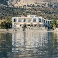 Pedi Beach Hotel، فندق في سيمي