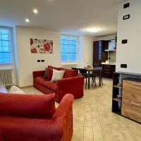 Ibisco House, Valtellina - appartamento a Cosio Valtellino, khách sạn ở Morbegno