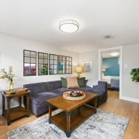 Inviting Bungalow Next to UNC - Free Cruiser Bikes, hotel near Greeley-Weld County Airport - GXY, Greeley