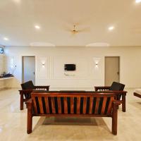 HOMESTAY NEAR AlRPORT - 3BHK , 1 BHK AND STUDIO, hotel near Chennai International Airport - MAA, Chennai