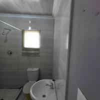 Just Bed&Bath by Mama R、ニューカッスルにあるNewcastle Airport - NCSの周辺ホテル