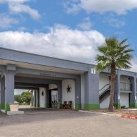 SureStay Studio by Best Western Victoria, hotel near Victoria Regional Airport - VCT, Victoria