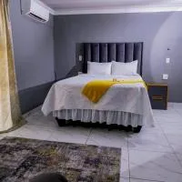 Precious Guest House, hotel v destinaci Manamakgoteng