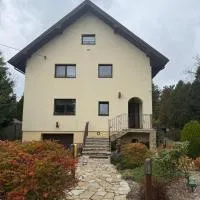 BIZAR Hostel, hotel a Sadowa