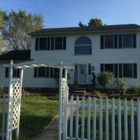 Large Country Home、ブルーミントンにあるMonroe County - BMGの周辺ホテル