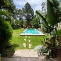 Casaquinta en Corrientes con Pileta、コリエンテスにあるコリエンテス国際空港 - CNQの周辺ホテル