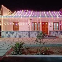 Devas Homestay, מלון בKallar-Bridge