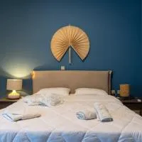 Cherry's house, Petroupoli! Athens!, hotel em Atenas