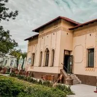 Splendor Bratianu, отель в Питешти