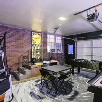 Bluff City Gem with Game Room home, hotel poblíž Mezinárodní letiště Memphis - MEM, Memphis