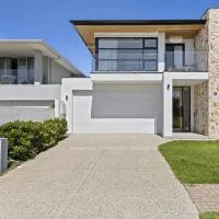 Swainson on 3 Lexington - 200m to Beach!, ξενοδοχείο σε Henley Beach South