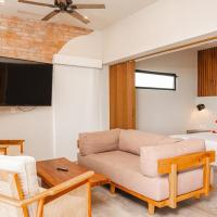 The Garden Suite, hotel cerca de Aeropuerto internacional de Playa de Oro - ZLO, El Rebalse