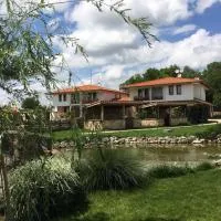 Комплекс Стара Плиска, hotel di Pliska