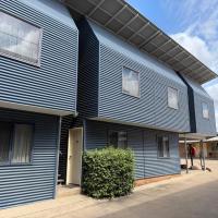 The Lodge Village & Motel, Moranbah, hotel near Moranbah Airport - MOV, Moranbah