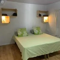 Kura Ora Guest House – hotel w mieście Rangiroa