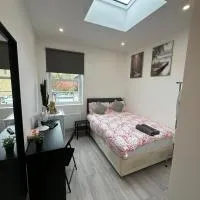 The Cosy one, hotel Suttonban