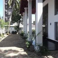 The Kingston Hotel, ξενοδοχείο σε Kiribathgoda