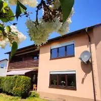 Seenland Getaway - Haus am Berg, hotel in Pleinfeld