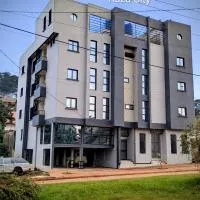KAZA City, hotelli kohteessa Bafoussam