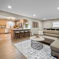 Chic Oasis Game Room Near Base, hotel poblíž Waukegan Regional Airport - UGN, Waukegan