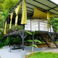 Osaglamping, hotel a Palmar Norte