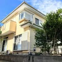 ペットと泊まれる一棟貸し 海の駅九十九里まで徒歩15分 はうす41マイルズ, hotelli kohteessa Katakai