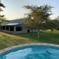 Tula Baba Game Lodge, hotel u gradu Brits