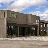 Hotel Loa، فندق في هفولسفولر