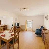 Appartement 2 chambres avec baignoire Lavelanet, khách sạn ở Lavelanet
