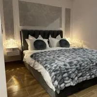 Apollo Studio 7 - Parking, hotel in Dudu