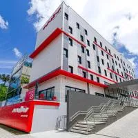 Hotel Moov Curitiba, hotel di Curitiba