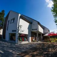 Trafo Base Camp – hotel w mieście Kroczyce