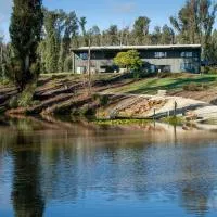 Saladin Lodge, hotel en Narbethong