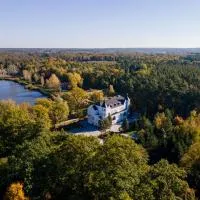 Castle Lakes - Apartamenty, hotel u gradu Legnjica