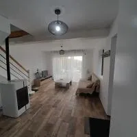 Charmante maison à louer, hotell i Lagor