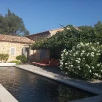 Le Grangeon, hotell sihtkohas Cruis