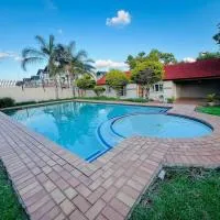 Four Ways में, होटल Mandy & Mos' Holiday Townhouse