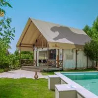 T-Rex Glamping, Dubai Parks and Resorts, готель у Дубаї